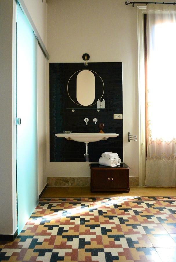 שאקה Domus Aleria Deluxe Rooms מראה חיצוני תמונה