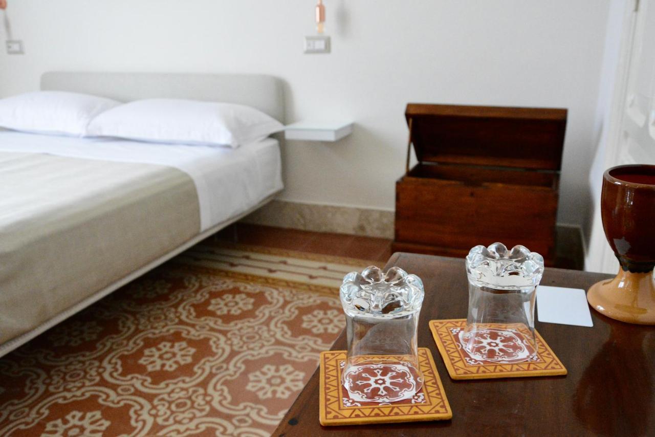 שאקה Domus Aleria Deluxe Rooms מראה חיצוני תמונה